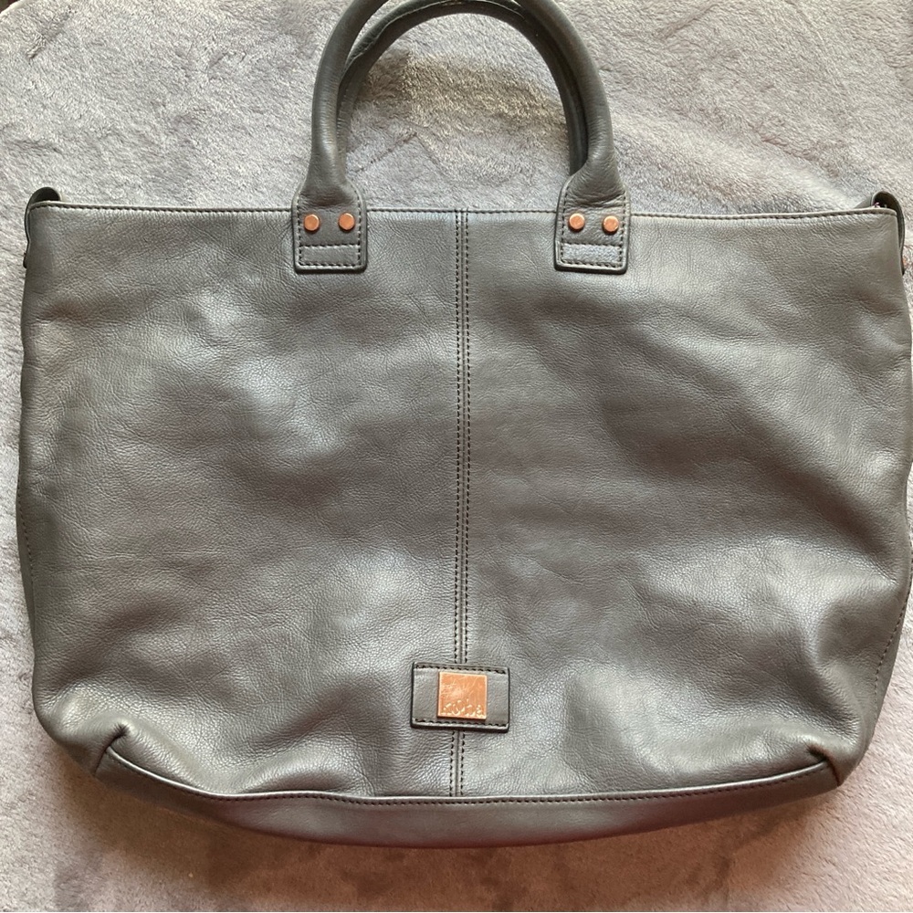 Kooba Kira Leather Tote Bag in Grey with Copper Accents - Missing Strap - Picture 2 of 16